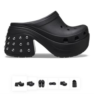 Crocs siren studded clog